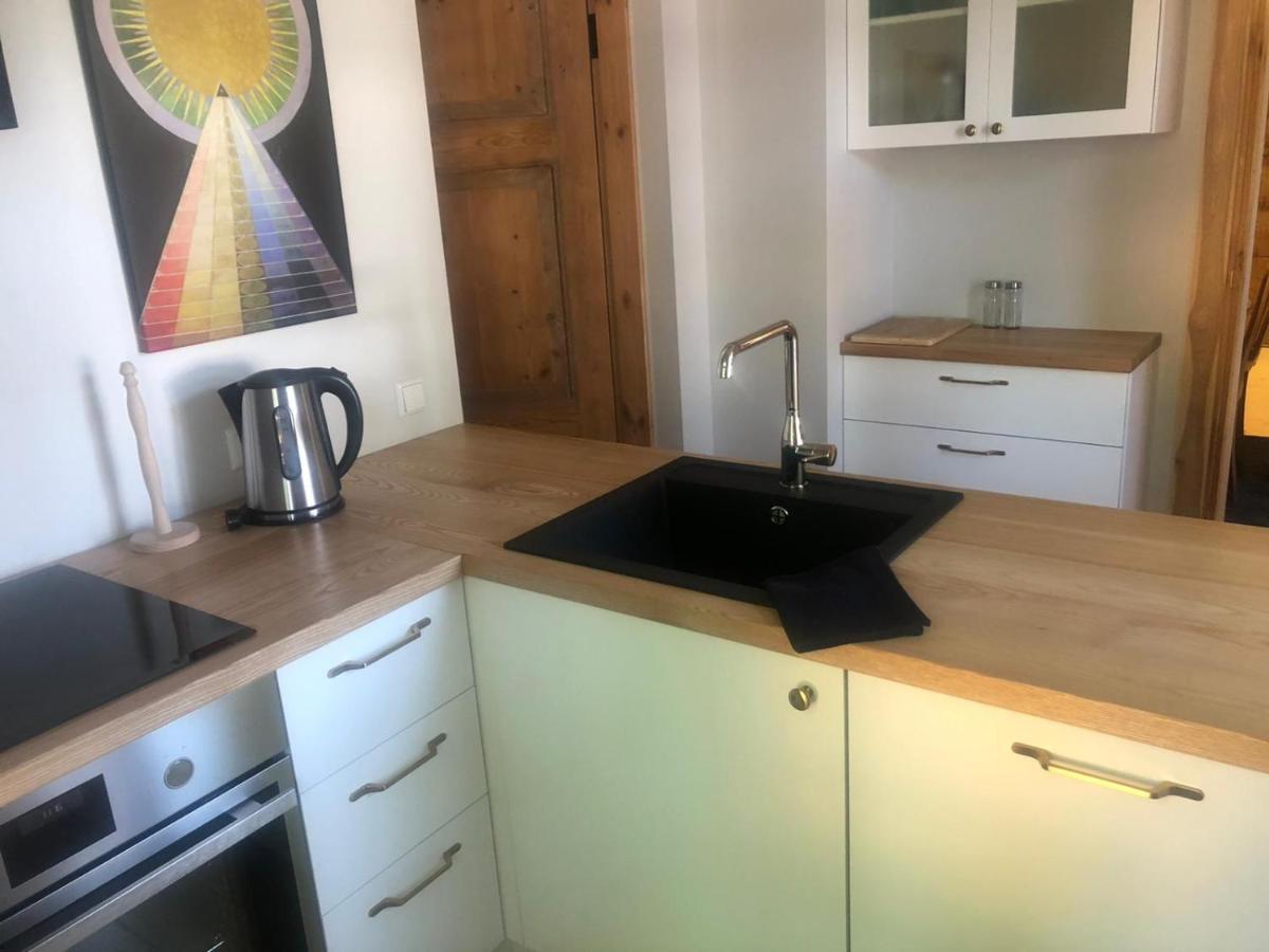 Sisters Beach Apartments Liepaja Luaran gambar